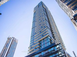39 Roehampton Ave #2210, Toronto, ON M4P 1P9