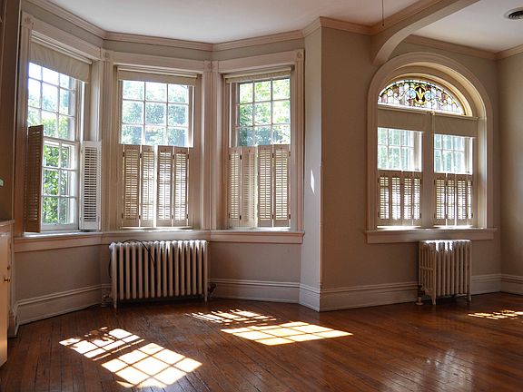 2nd-floor front room_06122014