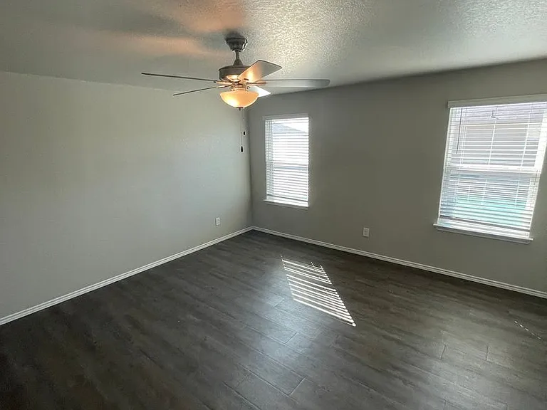 12928 Candace Way — Photo 13