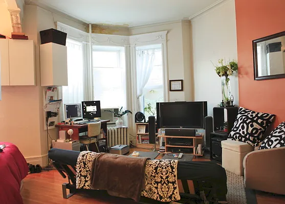 Rented by D'Andrea Craig Realty | media 9