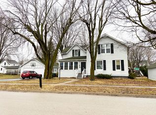 423 Seymour St, Seymour, WI 54165