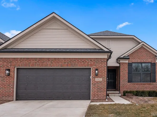 55622 Oak Pointe Dr, Shelby Township, MI 48315