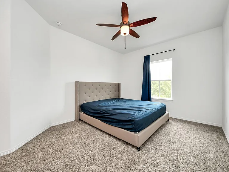 2210 Captain Davis Dr — Photo 22