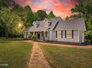3075 Old Huntingdon Rd, Lexington, TN 38351