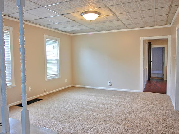 5th image of 303 N Center St #1
