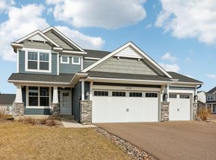 18378 Grasshopper Dr, Lakeville, MN 55044