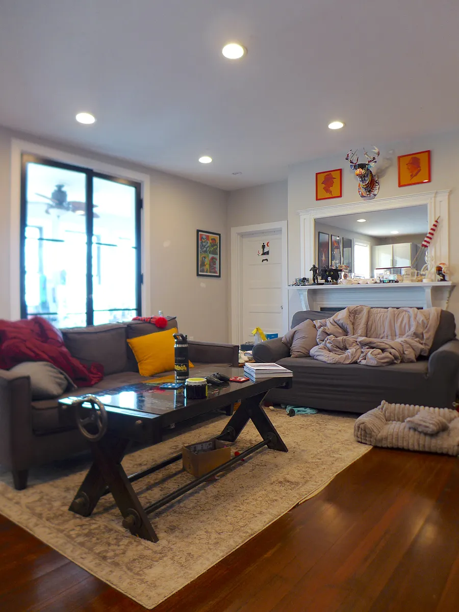 Building Photo - 49 Beech Glen St #1
