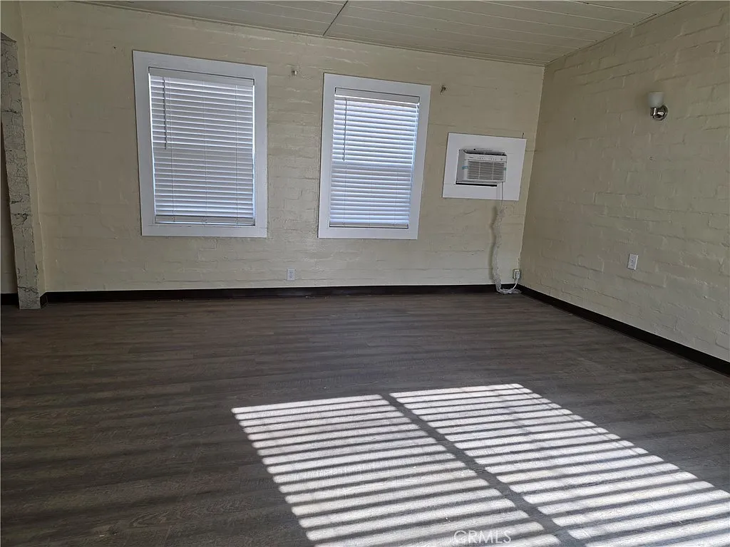 2 bed, 1.0 bath, 650 sqft, $2,250 — Photo 3