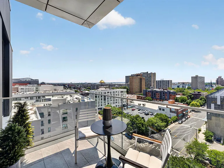 300 Washington St #9G — Photo 5