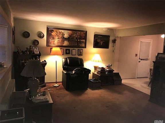 5th image of 49 Hughes Ln