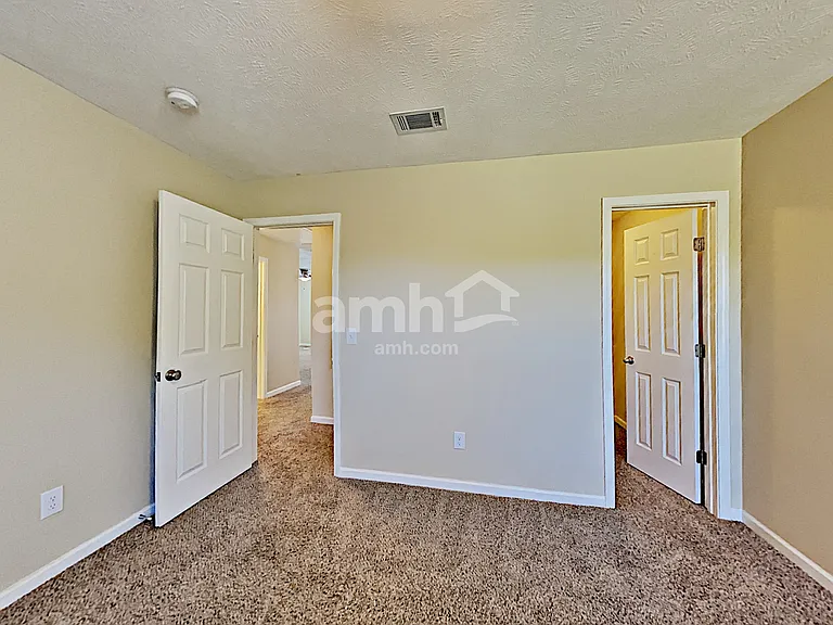 369 Owl Dr — Photo 12