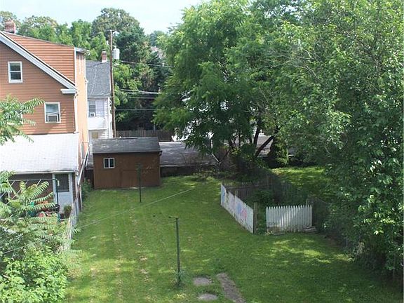 3rd image of 38 W Union Blvd #3