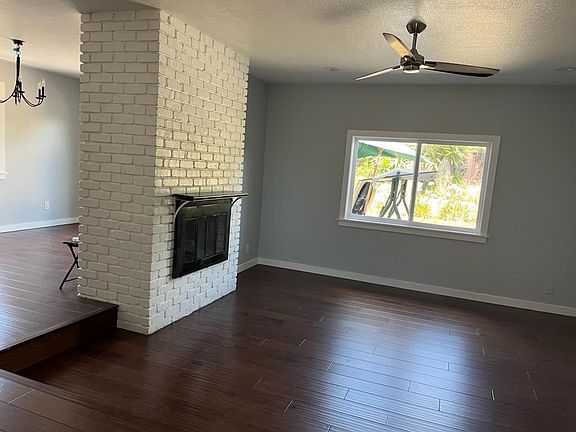 2nd image of 2052 Limewood Dr