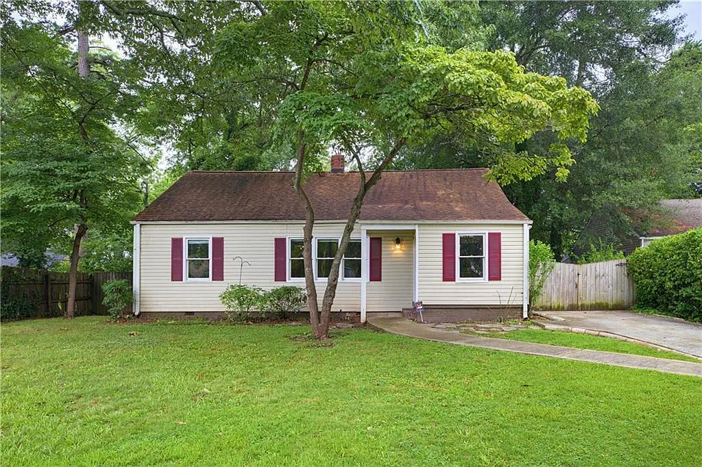 3 bed, 2.0 bath, 1500 sqft, $2,000 — Photo 3