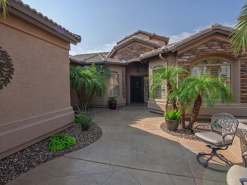 1st image of 14883 W Crenshaw Dr