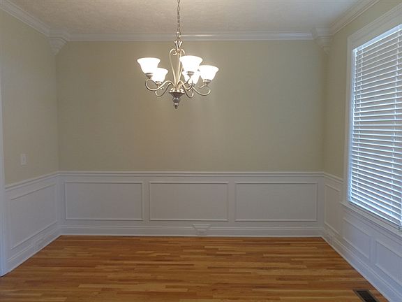 3rd image of 623 Indian Park Dr