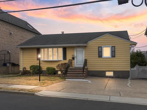 273 Julianne Ter, Secaucus, NJ 07094