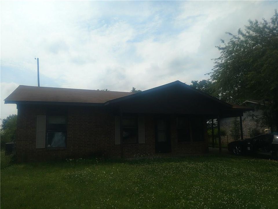1st image of 402 S 41st St