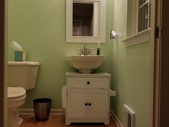 4th image of 7680 Dover Dr