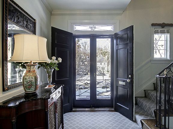 Gracious, double-door entry in foyer