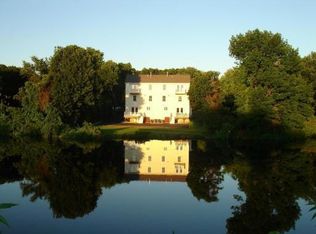 123 E Water St #R, Taunton, MA 02780