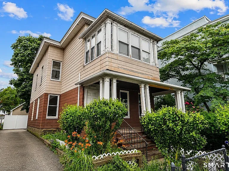 0 Shelton St #1 — Photo 3