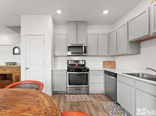 8873 Wolf Moon Dr, Reno, NV 89506