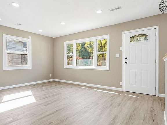 5th image of 6331 Kent Rd