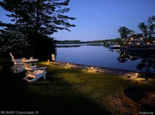 7527 Cove Rd, Hale, MI 48739