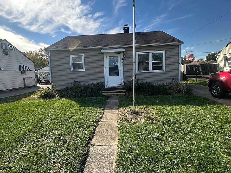 1st image of 115 W Circle Dr