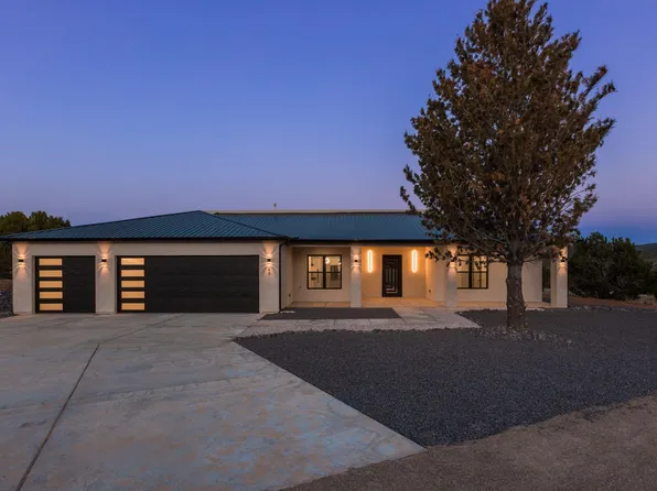 60 Rincon Loop Rd, Tijeras, NM 87059