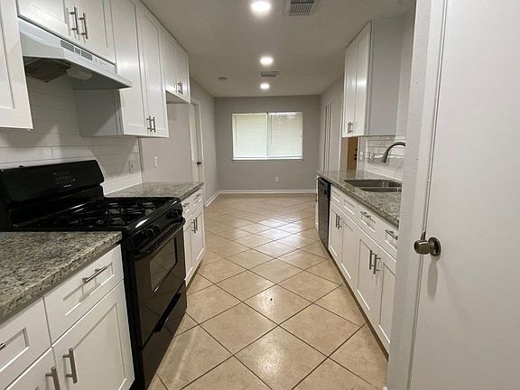 2nd image of 5631 Greenhill Forest Dr