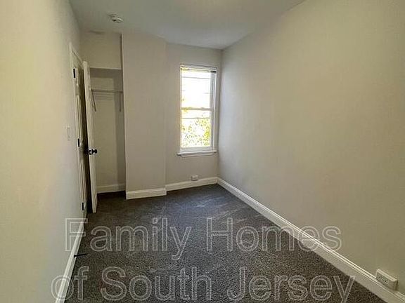 3rd image of 3205 Latona St