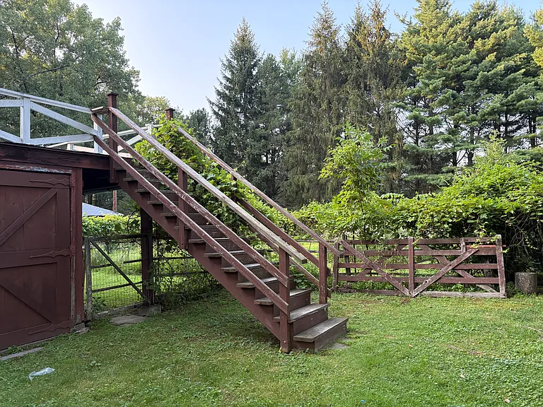 35C Hasbrouck Ln — Photo 3