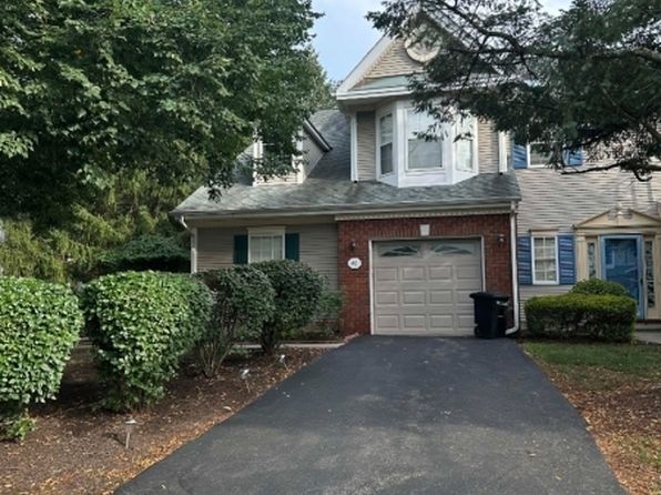 40 Sapphire Ln