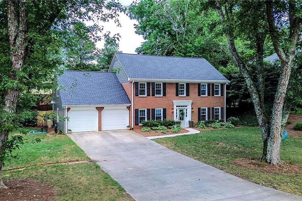 1st image of 3241 Winterberry Cir