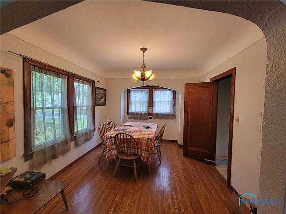 4th image of 4827 Haddington Dr