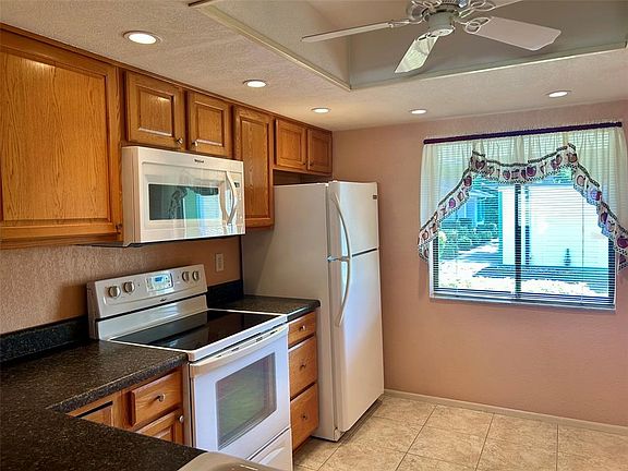 3rd image of 2514 Royal Pines Cir #25-D