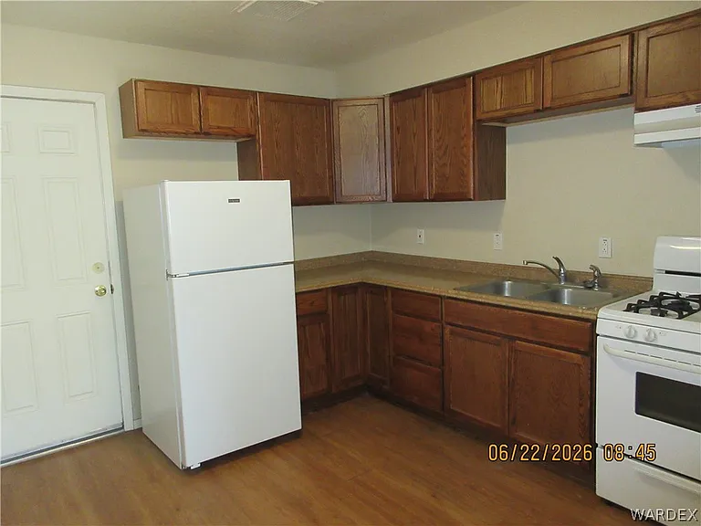 3090 E Butler Ave #2 — Photo 4