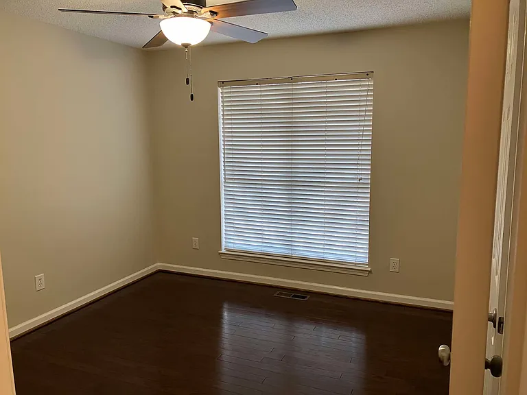 10021 Bill Jones Rd — Photo 5