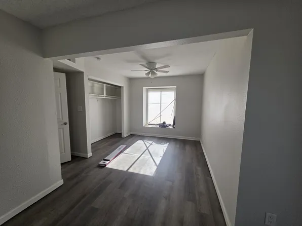 8045 N 32nd Ln, Phoenix, AZ 85051