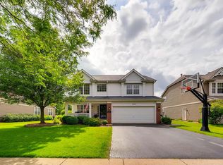 124 Augusta Ln, Cary, IL 60013