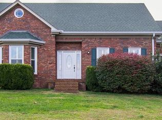 1007 Gwendolyn Dr, Lebanon, TN 37087