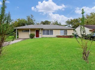 8607 Rockford Dr, Houston, TX 77033