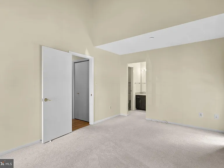 1469 Casino Cir — Photo 10
