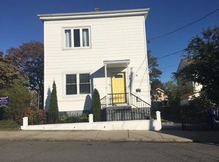 22 Swindells St, Fall River, MA 02723