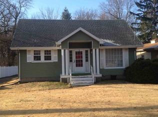 5837 N Prospect Rd, Peoria, IL 61614