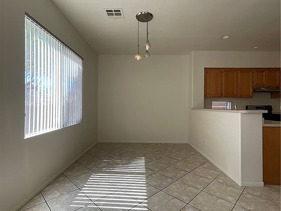 5th image of 11049 Zarod Rd