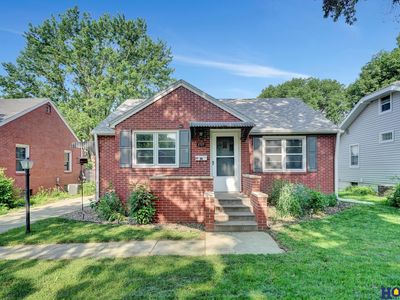 2727 S 12th St, Lincoln, NE, 68502