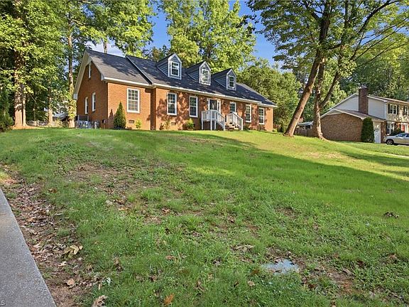 5th image of 1705 Bearhollow Rd
